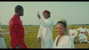 Kwaw Kese – Awoyo Sofo ft Kofi Mole (Music Video)