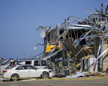 Memorial Day Weekend Storms Batter Multiple US States – More than 20 Dead