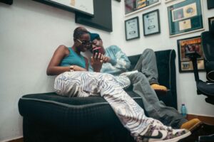 Cina Soul – Larger Than Life Ft. Stonebwoy